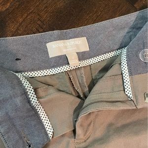 Banana Republic size 2 linen shorts